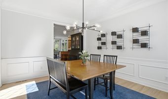 780 S Sussex Ct, Aurora, OH 44202