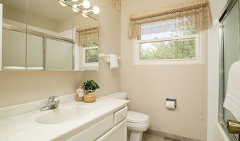 2213 Elizabeth St, Billings, MT 59102