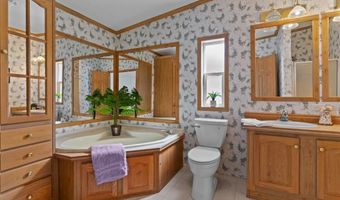 7 Giovanni Rose Ct, Coventry, RI 02816