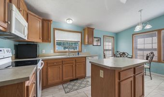 3992 MIDSTATE Rd, Felton, DE 19943