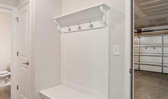 4028 Hidden Oaks Dr, Charlotte, NC 28205