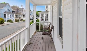 4 Atlantic St, Newport, RI 02840