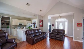 83 Gabriel Ln, Baxley, GA 31513