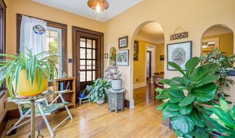 4951 W Liberty Rd, Ann Arbor, MI 48103