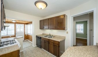 7040 Rhodes Ave, Affton, MO 63123