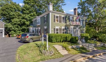 823 Washington St, Bath, ME 04530