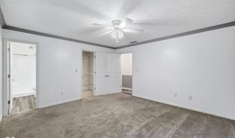 8449 Inland Dr, Avon, IN 46123
