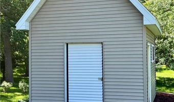 2733 Campus Ln, Albert Lea, MN 56007