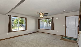 1268 NE 8th Ln, Ankeny, IA 50021