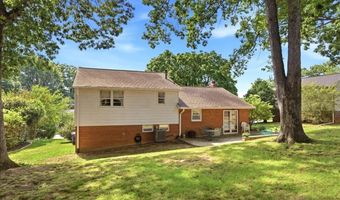 4703 EXETER St, Annandale, VA 22003
