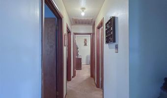 233 E Radio Ln, Arkansas City, KS 67005