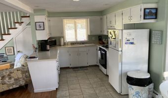 13 Sound View Hts, Branford, CT 06405
