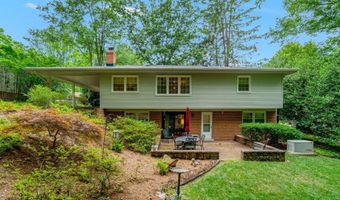 8422 GEORGIAN Way, Annandale, VA 22003