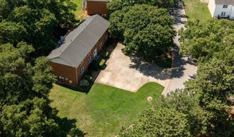 114 Barrington Dr 4, Athens, GA 30605
