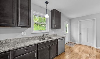 17 Laurel Rd, Arden, NC 28704