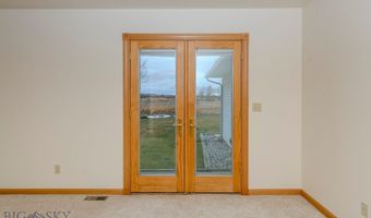 297 Big Timber Loop Rd, Big Timber, MT 59011