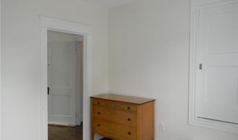 260 Pawtucket Ave, East Providence, RI 02916