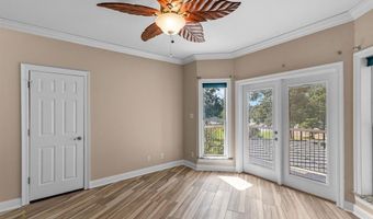 135 Oak Leaf Trl, Benton, LA 71006