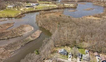 104 Highland Ave, Allegan, MI 49010