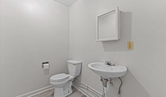24-28 North St, Burlington, VT 05401