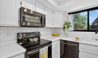 2412 W IRONWOOD Dr, Chandler, AZ 85224