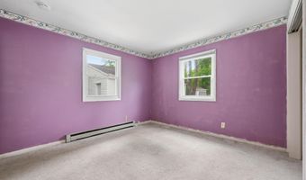 11717 E Edgewater Rd, Albany, IN 47320