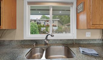 275 W NIAGARA Ave, Astoria, OR 97103