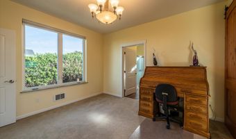 757 NEWPORT Ave SW, Bandon, OR 97411