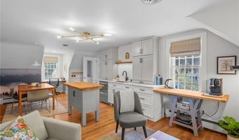 12 Half Mile Rd, Barrington, RI 02806