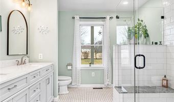 11 Pequot Ln, Hopkinton, RI 02804