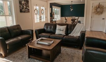 41 Wintergreen Way, Glocester, RI 02814