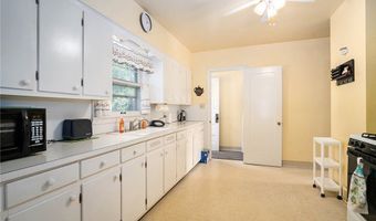 907 W 50th St, Ashtabula, OH 44004