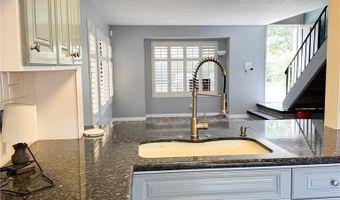958 S Crossbow Ln 8, Anaheim, CA 92804