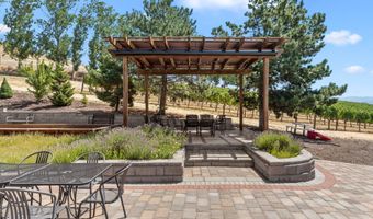 1320 N Mountain Ave, Ashland, OR 97520