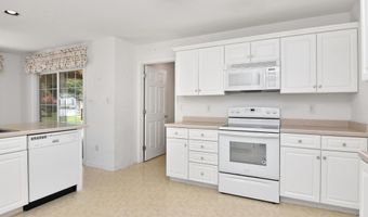 8 AUTUMNWOOD Way, Lewes, DE 19958