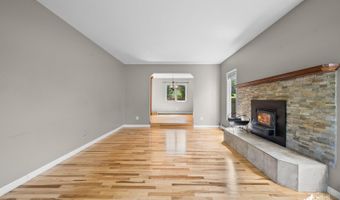 12950 Summer Cir, Anchorage, AK 99516