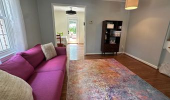 2723 FARNSWORTH Dr, Alexandria, VA 22303