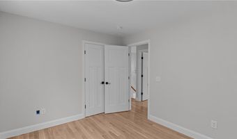 62 Orchard Ave, Johnston, RI 02919