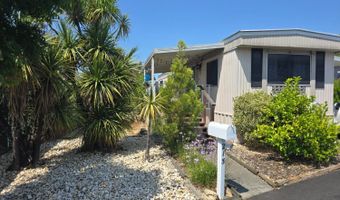 215 Apple Ln, Santa Rosa, CA 95407