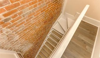2367 Central Ave, Alton, IL 62002