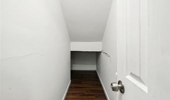 322 WINDING WOODS Trl, Woodstock, GA 30189
