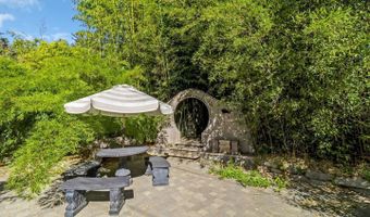 5601 Freedom Blvd, Aptos, CA 95003