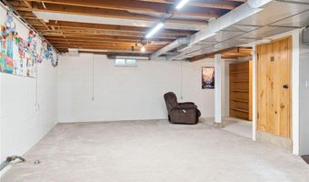 902 11th Ave SW, Austin, MN 55912