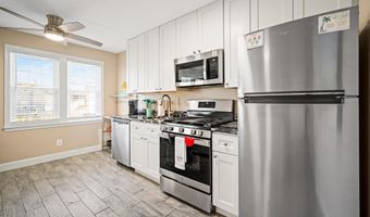 223 10th St N St, Brigantine, NJ 08203