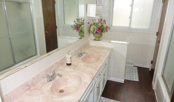 6349 Meridian Woods Blvd, Indianapolis, IN 46217