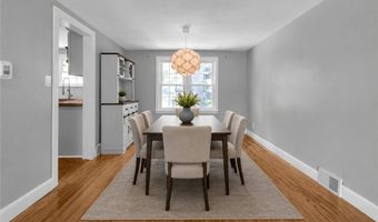 169 Ridgewood Dr, Amherst, NY 14226