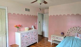 902 CLYDESDALE Dr, Bear, DE 19701