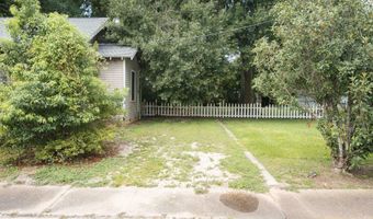709 E Lafayette St, Abbeville, LA 70510