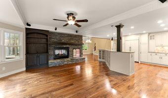 802 Old Mill Trl, Ball Ground, GA 30107