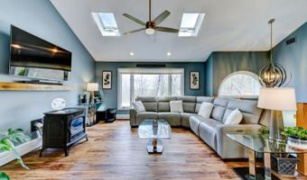 61 Lakeside Dr NW, Alloway, NJ 07461
